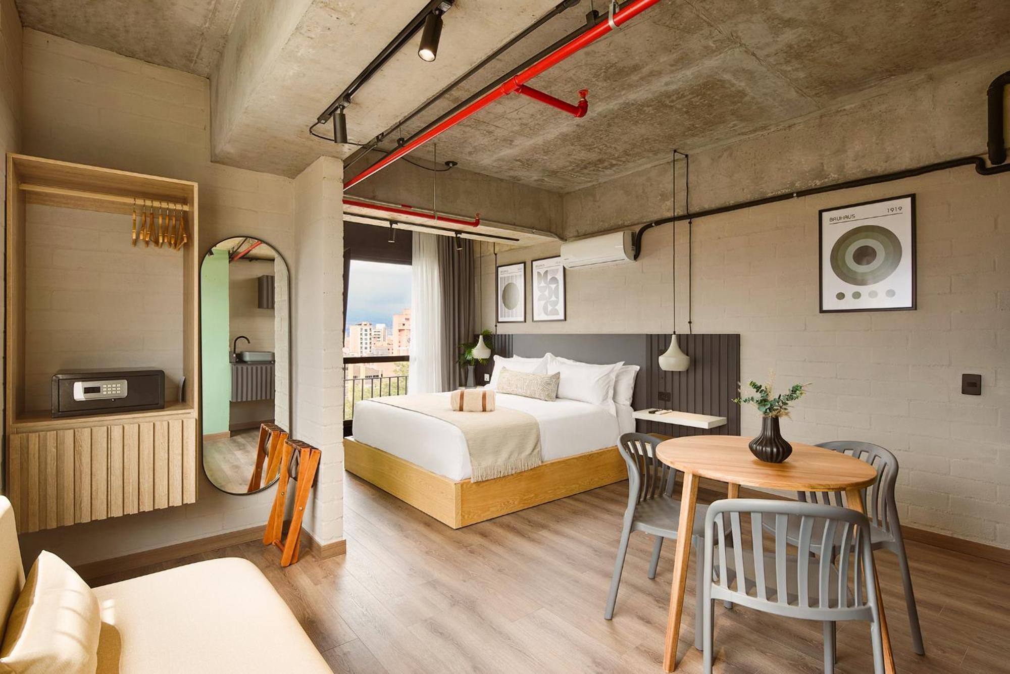 Urbit Social Lofts Hotel Medellin Exterior photo